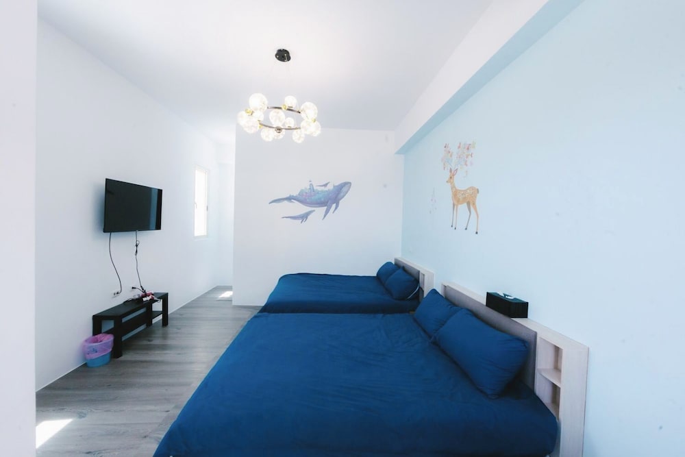 Grand Whale B&B Green Island