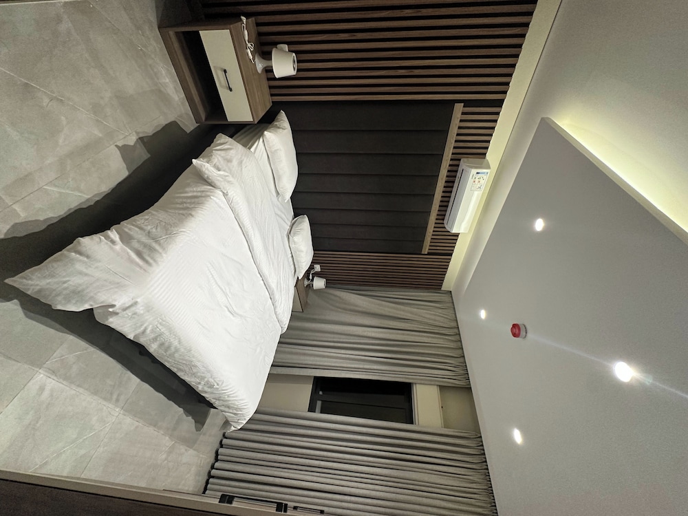 Charming Amman Apartment With Modern Ameni