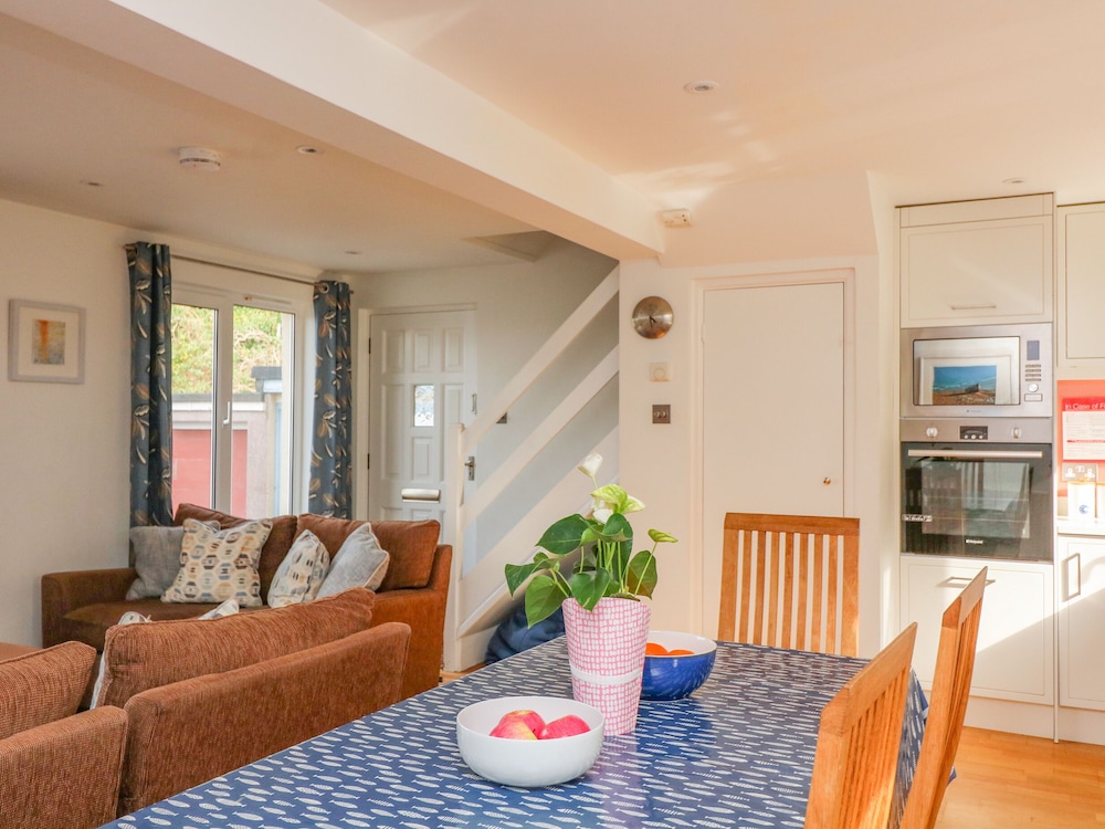 3 Bonaventure Close