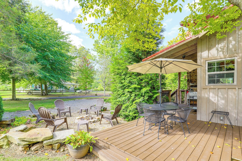 Hike, Leaf Peep & More: Sleek Cabin in Weaverville
