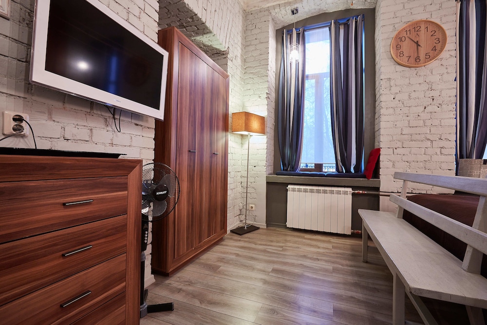 Mogol Apartments