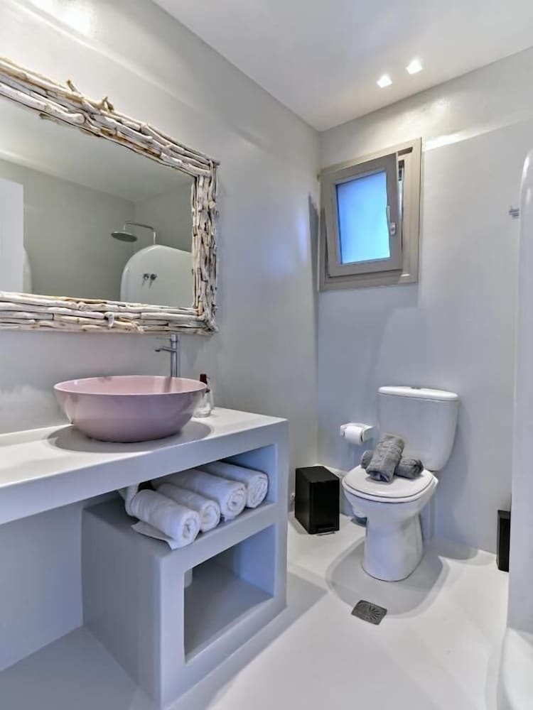Empire Luxury Villas