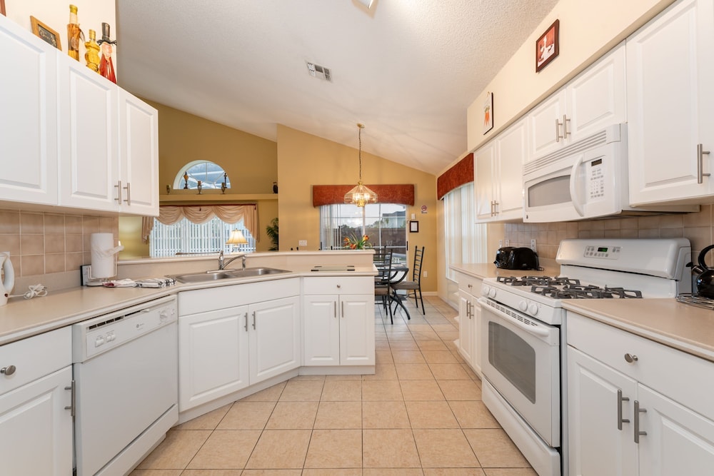 8067wc 4-bedroom Pool Home Near Disney! - Image 3