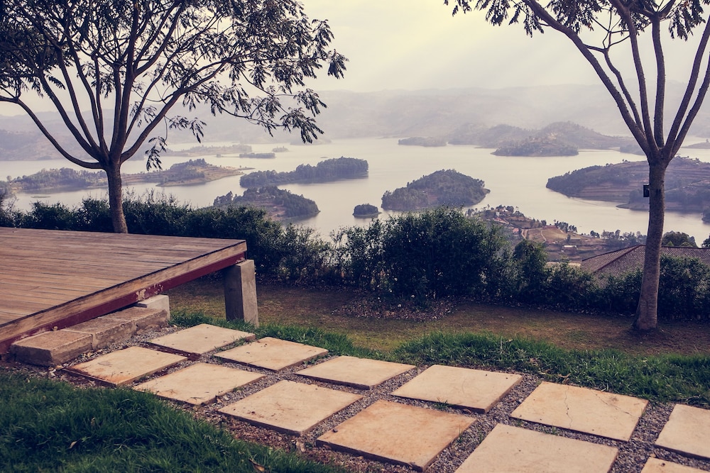Arcadia Lodges Lake Bunyonyi