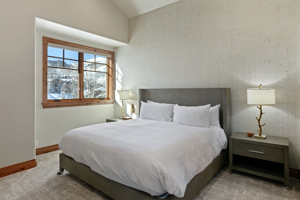 504 - Five Bedroom Penthouse Grand Lodge 5 Condo