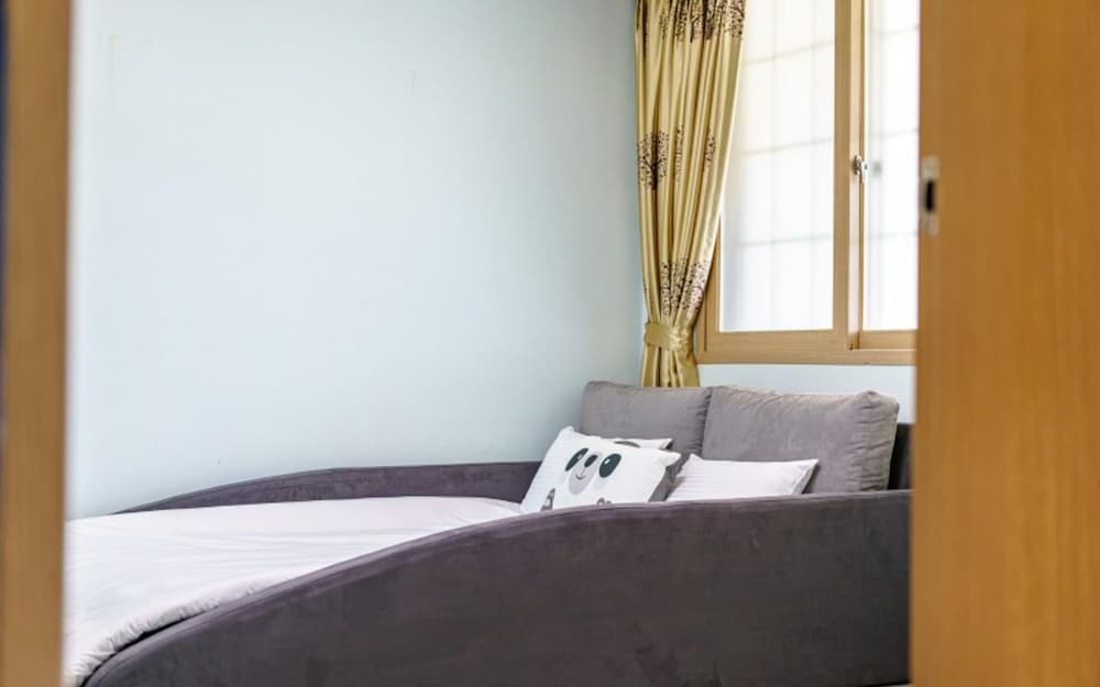 Geojedo Ocean View Dumo Mongdol Pension