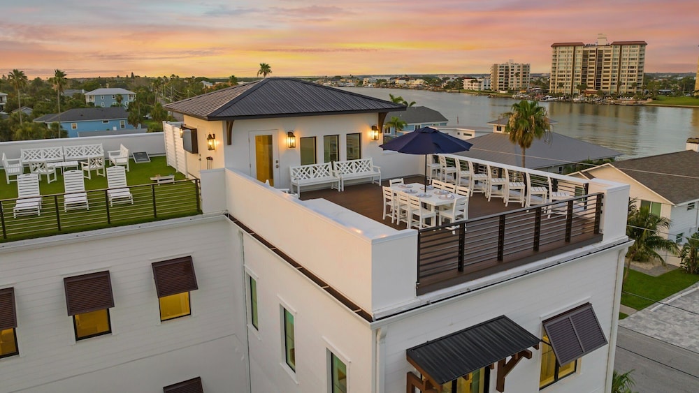 Sapphire Shores in Clearwater Beach