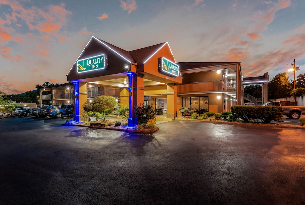 Quality Inn Johnson City near Downtown