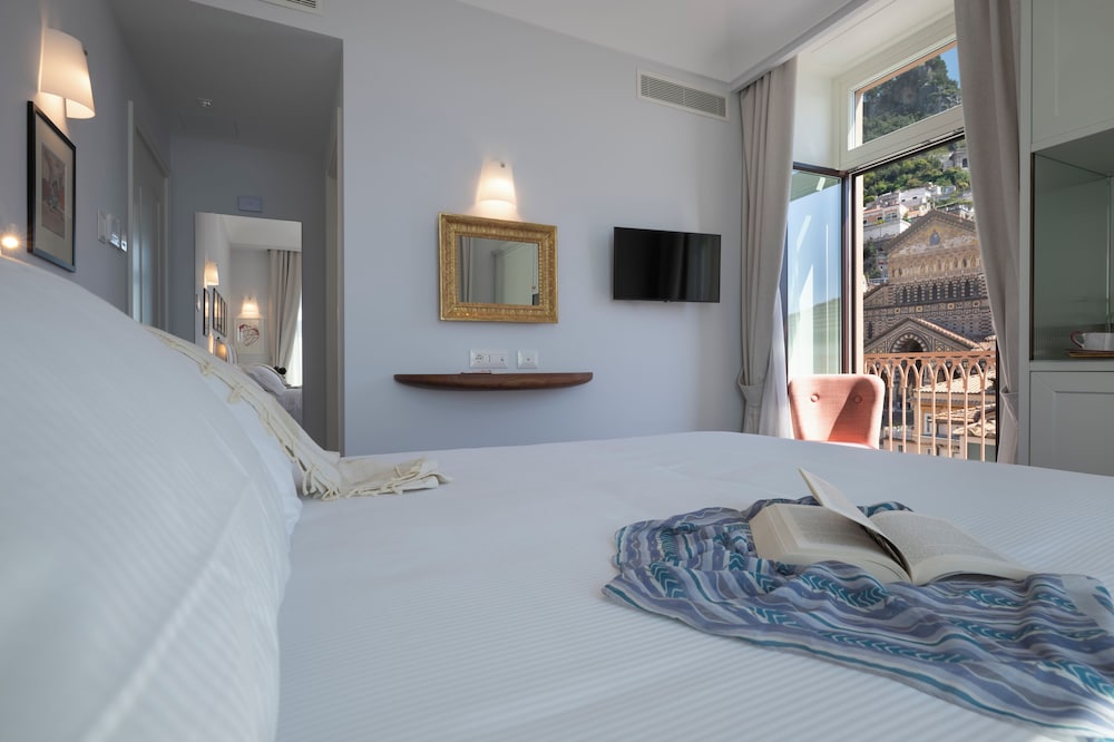 ABBRACCIO Amalfi Boutique Retreat