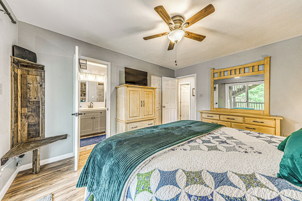 Hot Tub & Mtn Views: Home Near Hiking in Ruidoso!