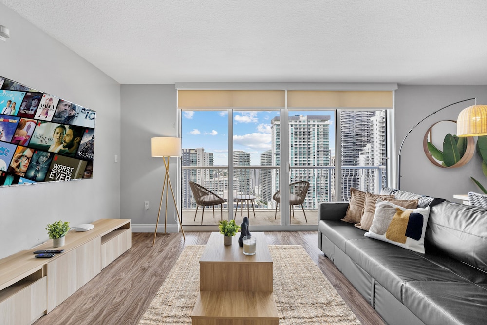 Chic Brickell Condos – Prime Location