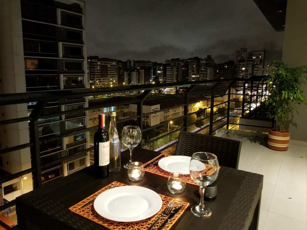 Luxury Residence Suites