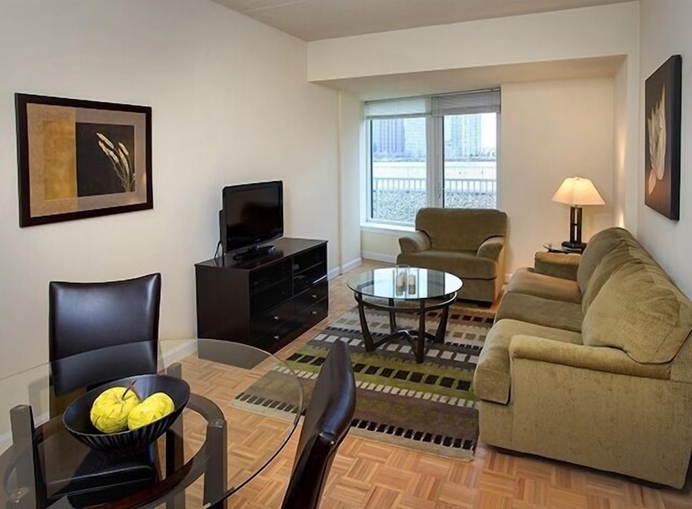 Premier Furnished Apartment at The Pier