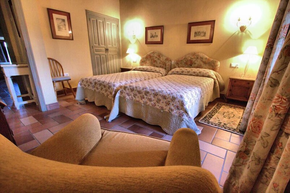 Dehesa Casa Quemada view 5