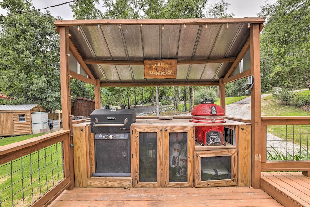 Milledgeville Vacations - Lakeside Living: Sparta Retreat w/ Game Room! - Property Image 6