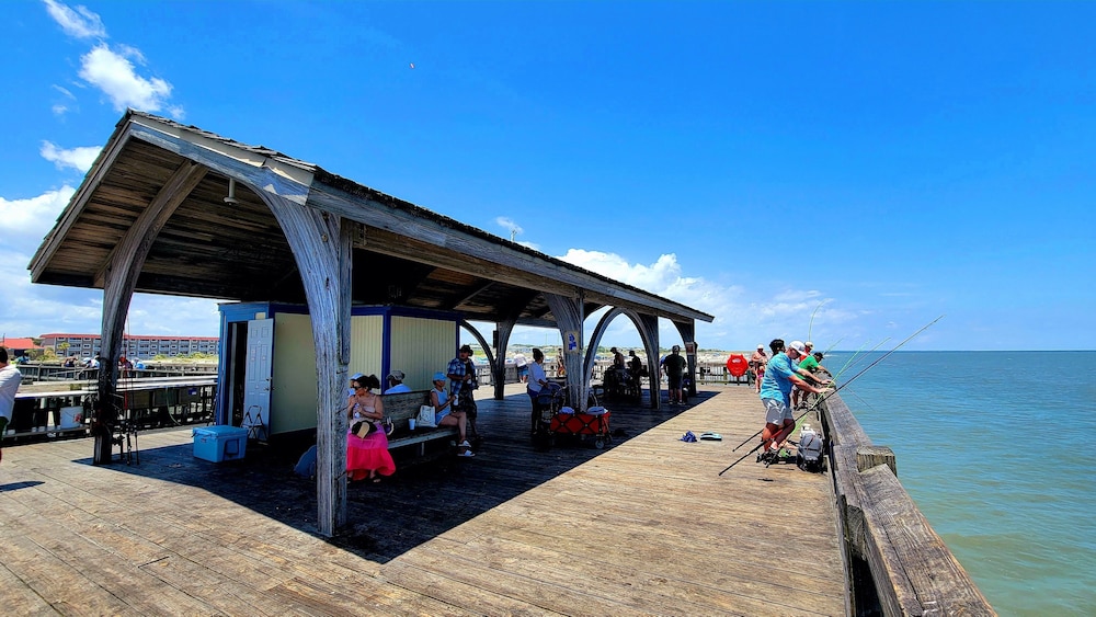 Pier Walk Unit C by Tybee Vacation Rentals