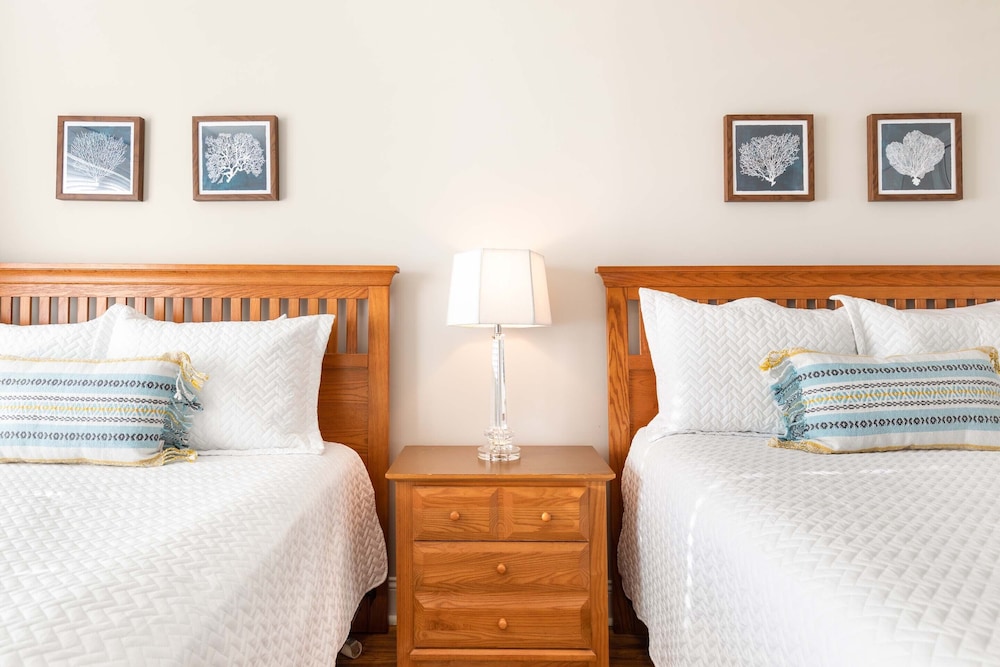 Sandpiper 1 by Tybee Vacation Rentals view 4
