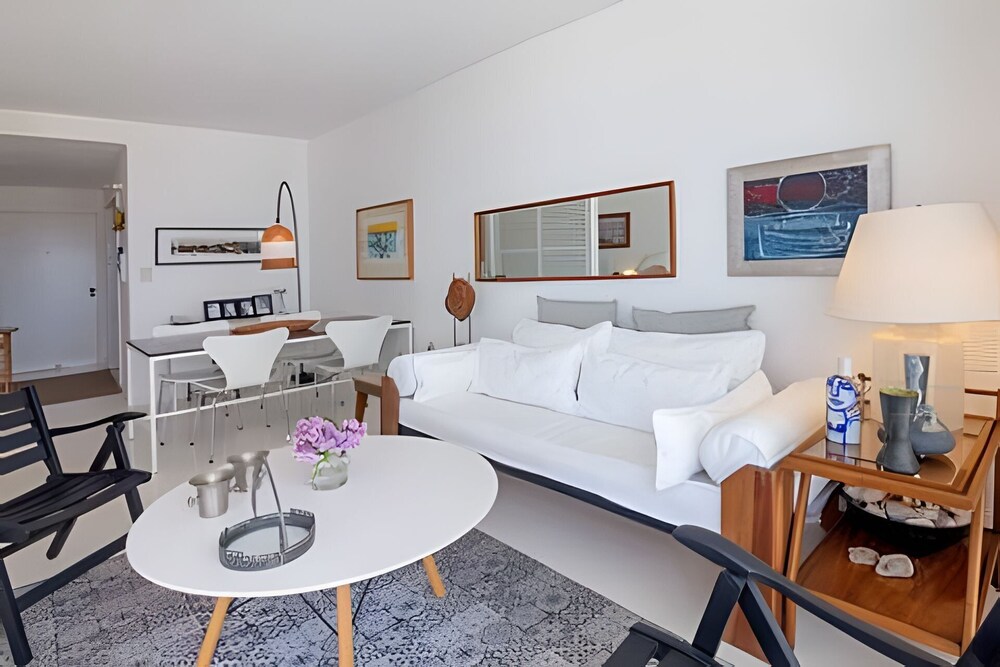Oceana Suites Lafayette