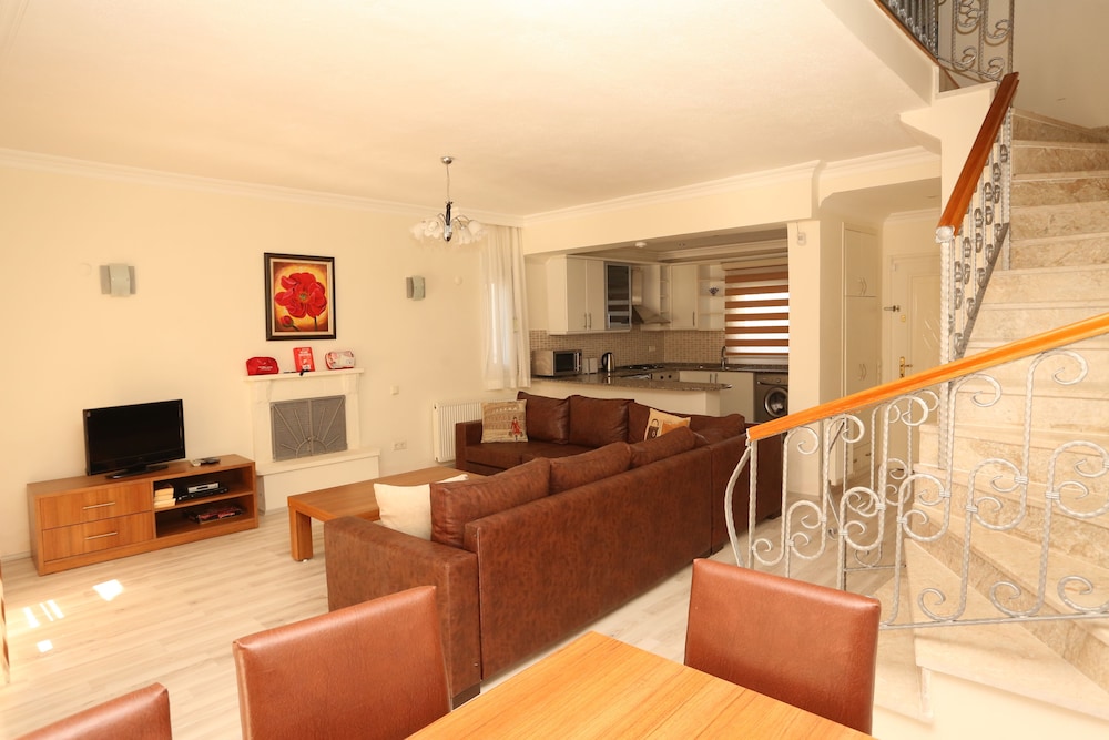 Orka Star Villa