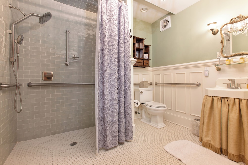 The Black Walnut B & B Inn