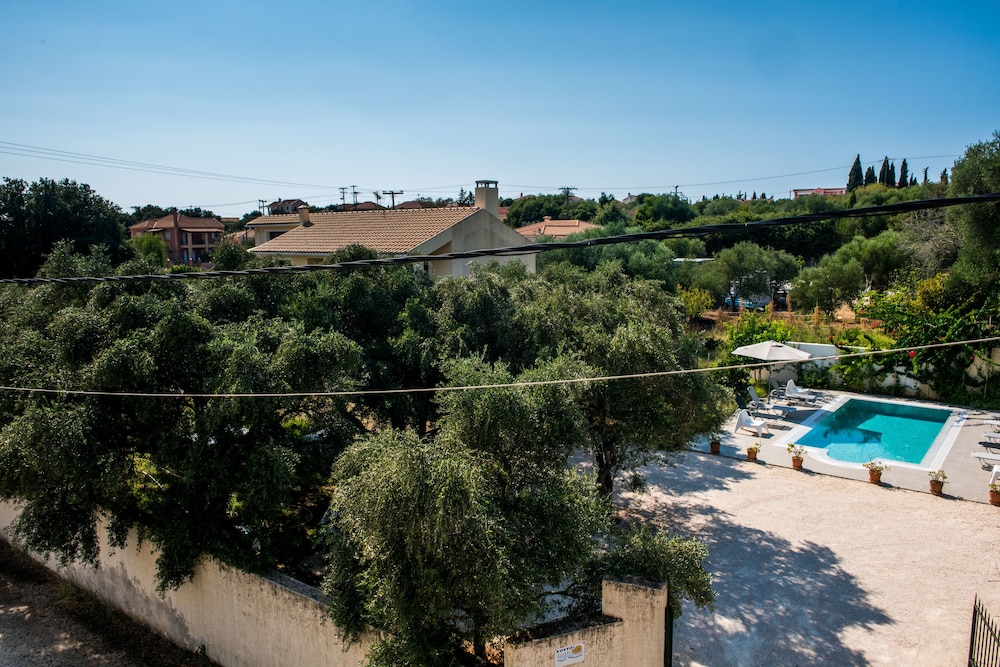 Koxyli Village Studios & Apartments