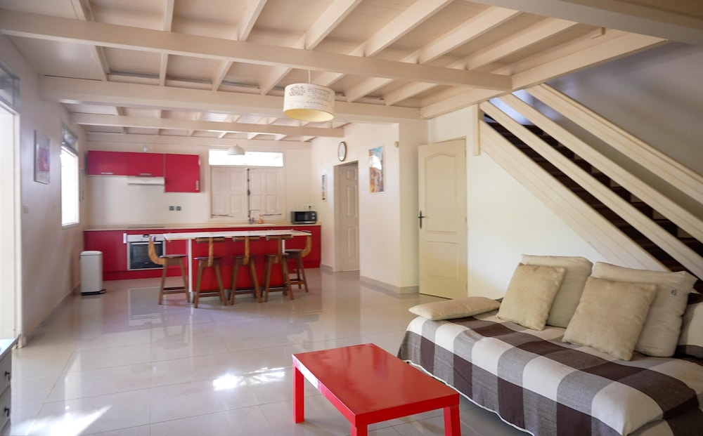 Hostel Toucan Kaz Mboeja Kuaa