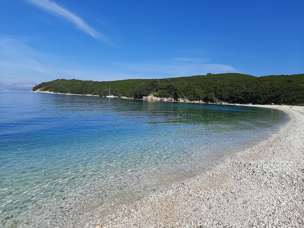 Vostalo apartments by Kassiopi's Sea