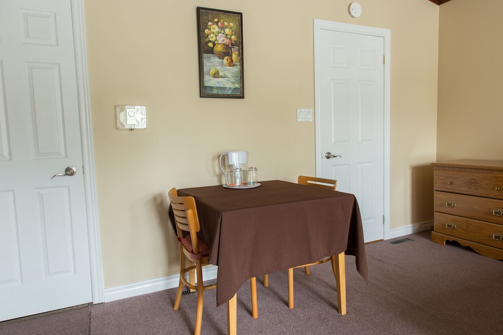 Elevate Rooms Parkside Retreat B&B - Image 4