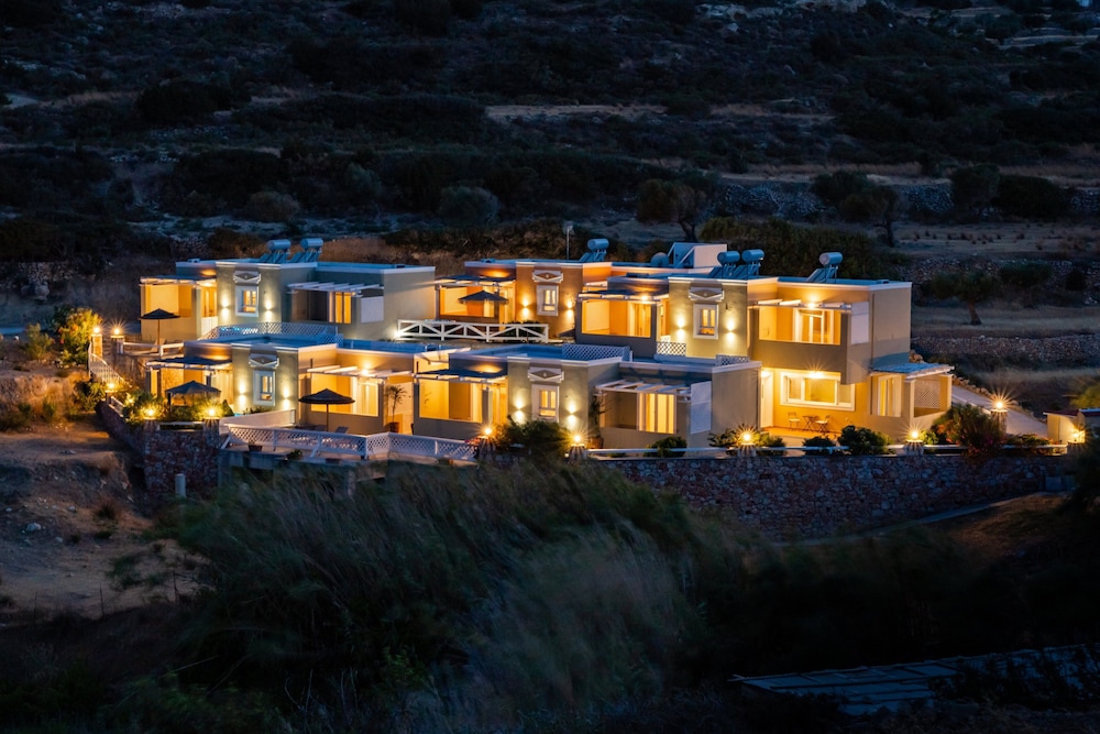 Elaia Villas