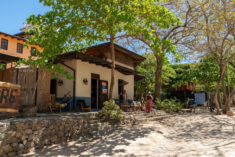 Las Catalinas - 2 BR Condo Just Steps to the Beach - Casa el Chante