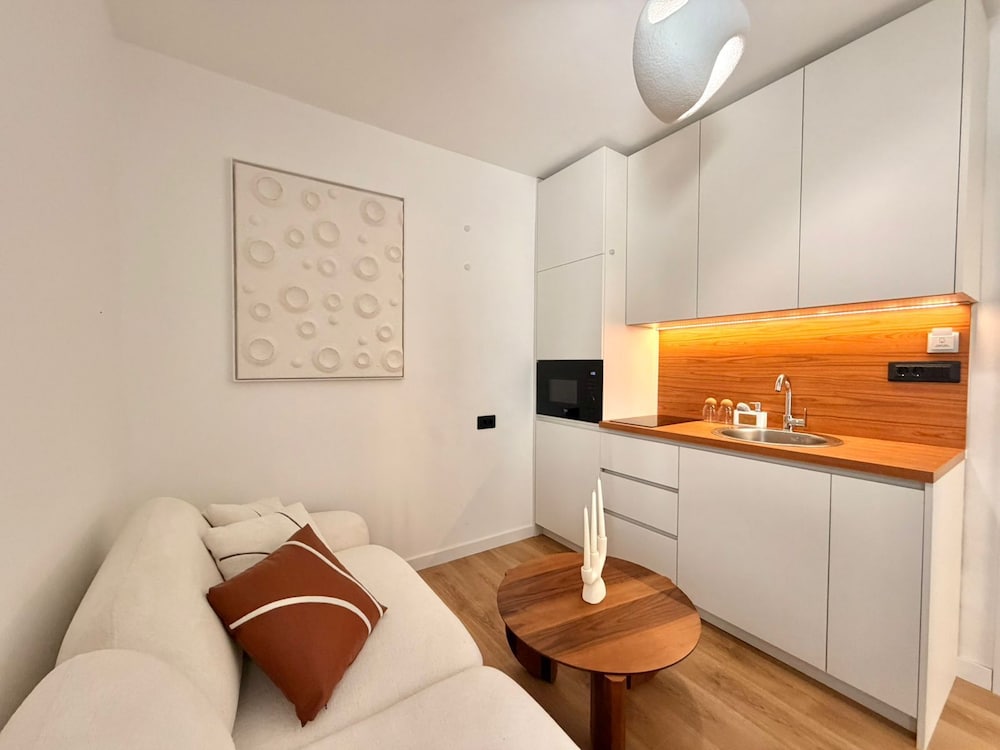 Lunamare Apartments
