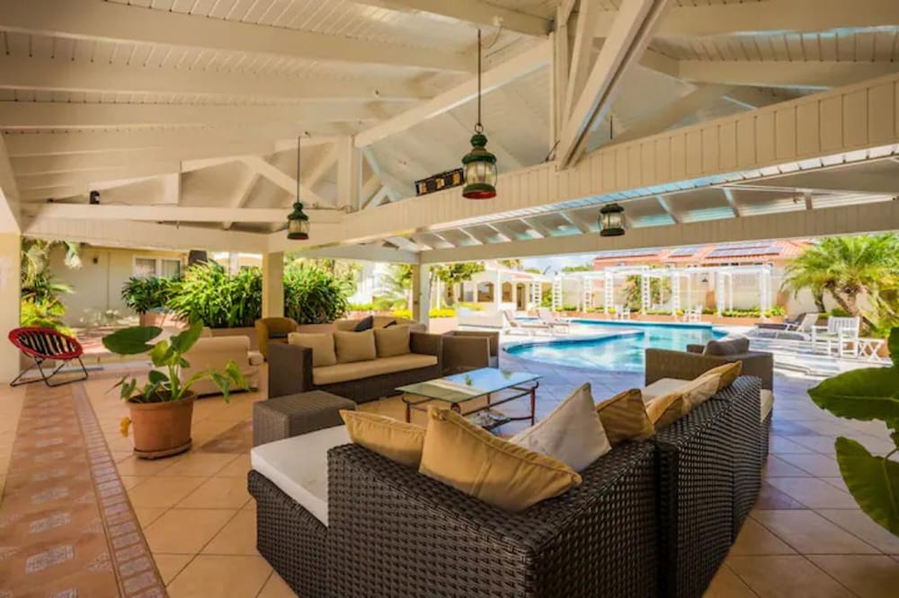 1 MIN Walk 2 Arashi Beach Suite w Roofdeck Pool