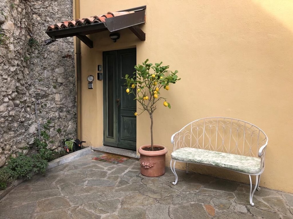 Vacation Family Home in Tremezzo by Rent all Como