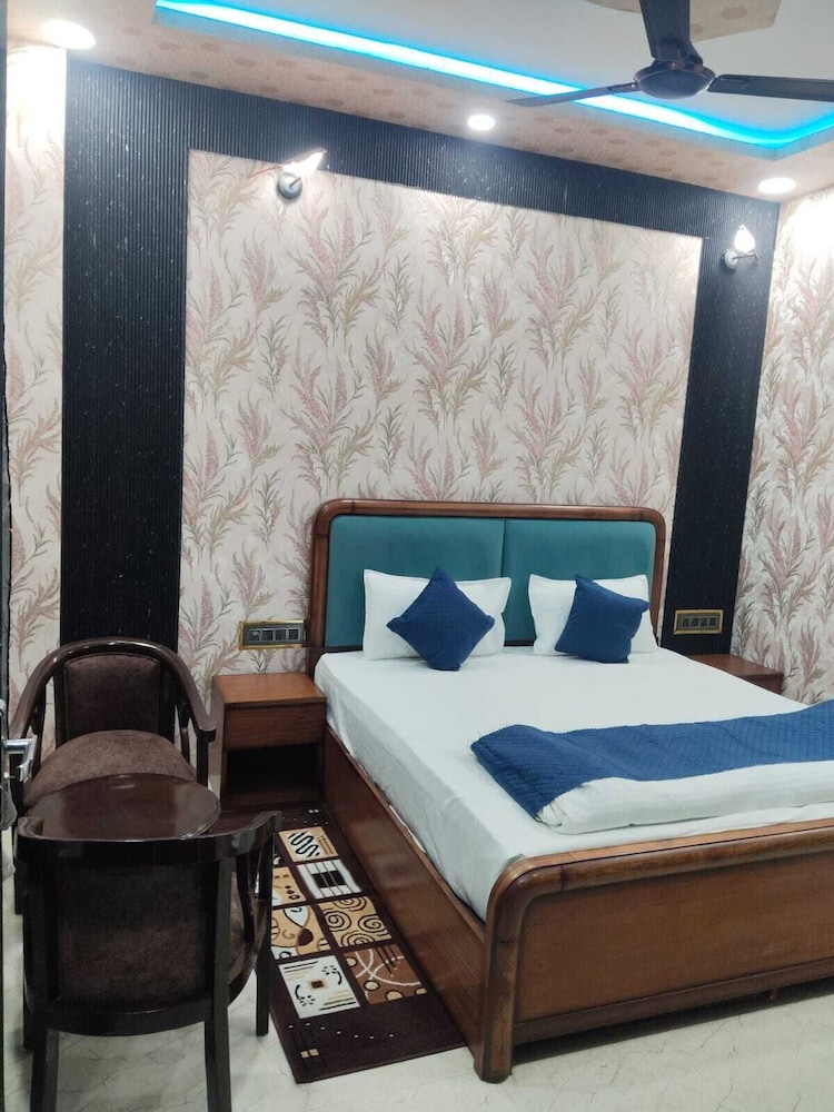 Hotel Tejasva