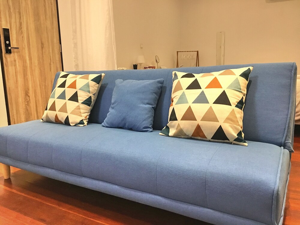 iBook8 Superior 1 Bedroom Gurney Suites by iBook Homestay