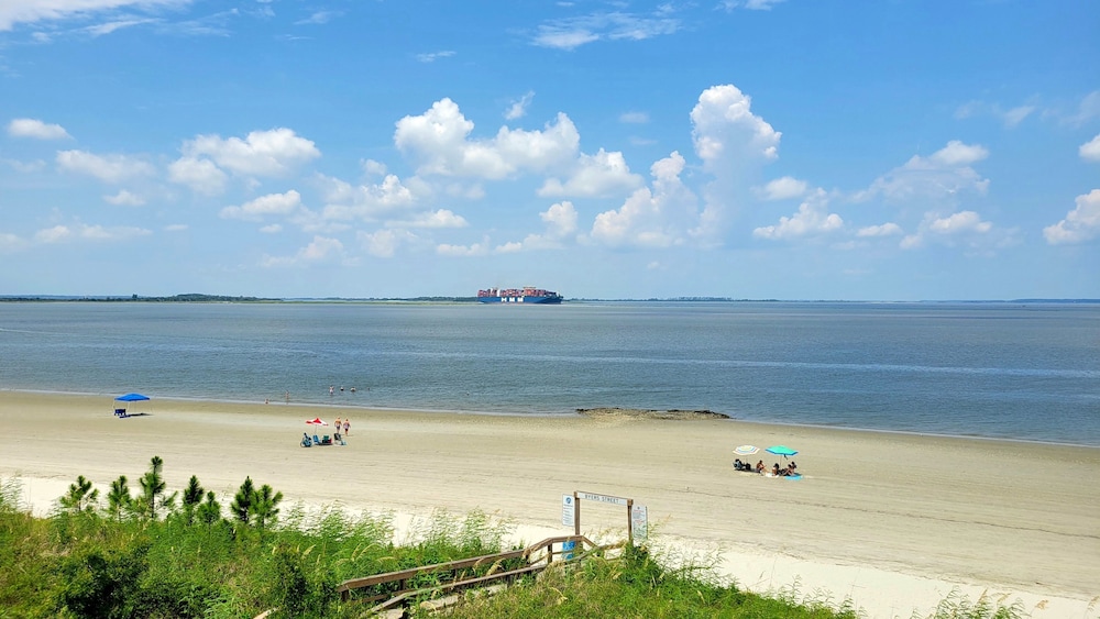 Bay View Villas 3 by Tybee Vacation Rentals