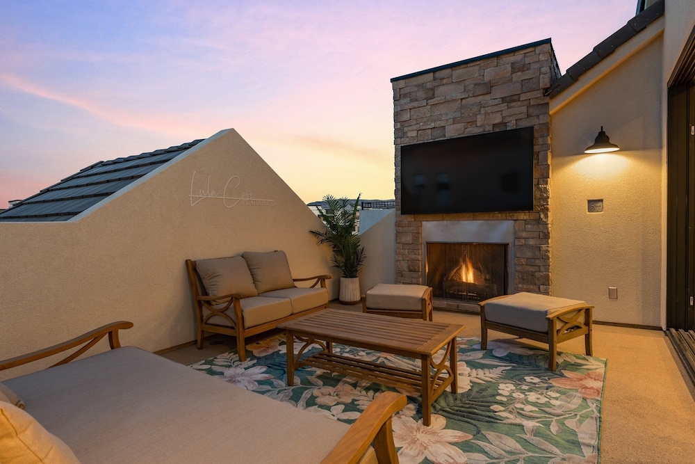 Lula Cove 7 Bedroom Home