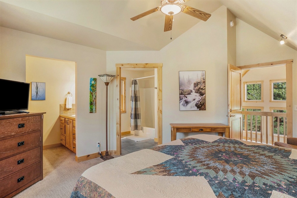 Cozy Solitude Cabins - Estes Park CO