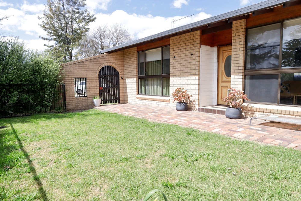 Spacious Family Retreat on the Edge of Tenterfield