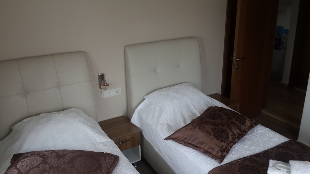 Le Mansion Otel - Image 27