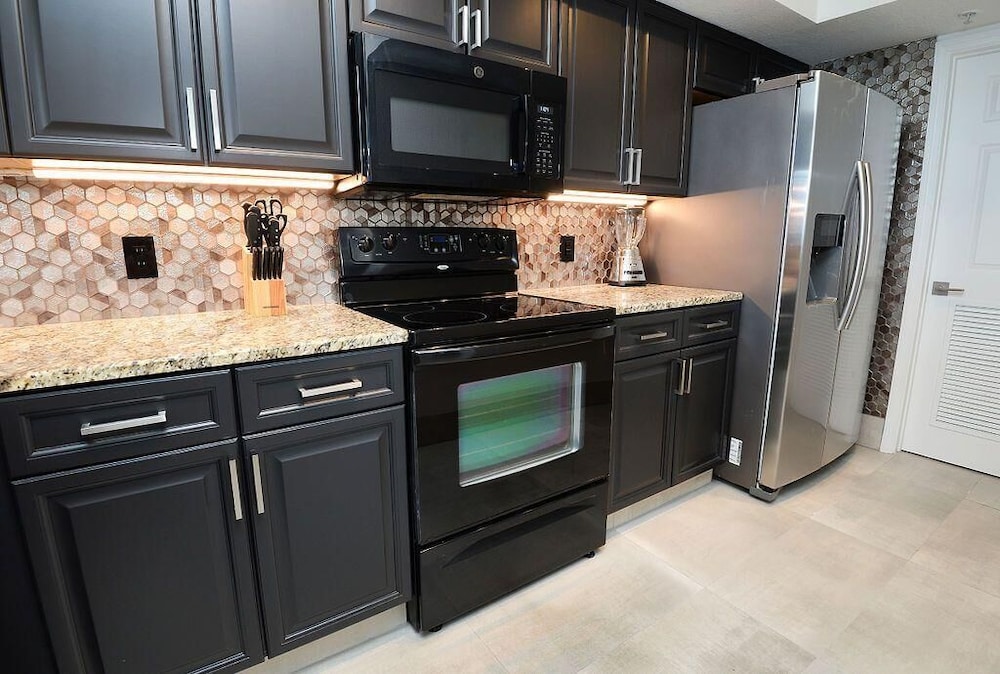 Emerald Beach 325