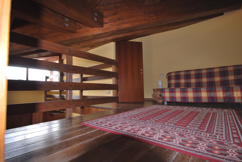 Photo 48
