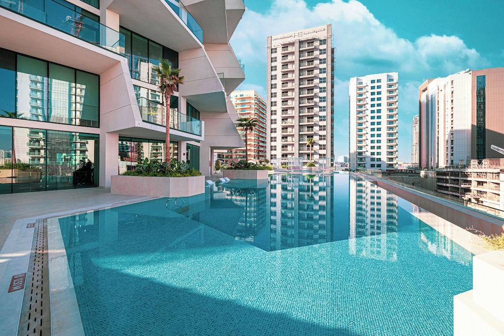 Binghatti Phantom Suites by Hostiva