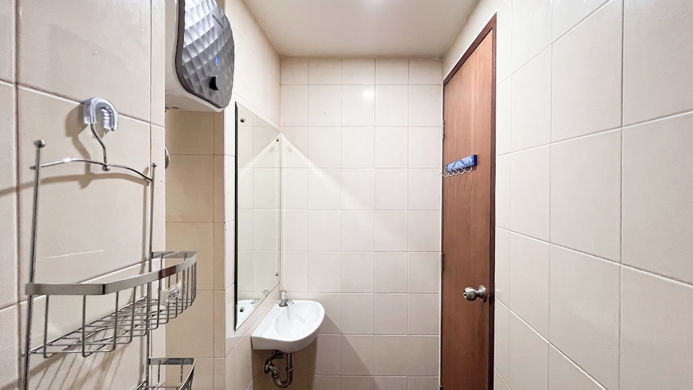 Comfort Studio Apartment Vida View Makassar view 3