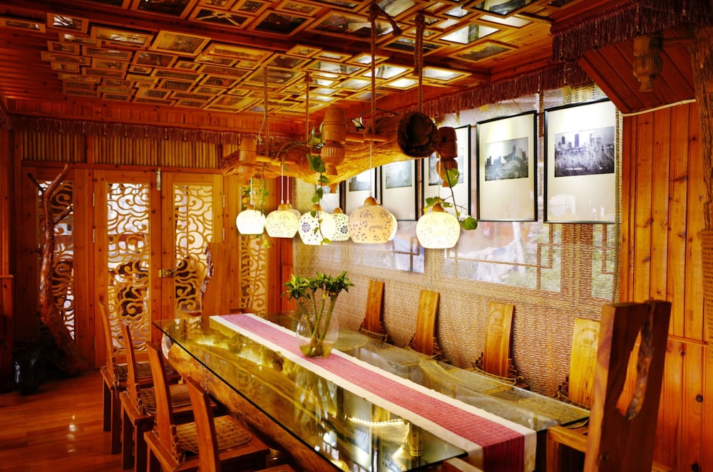 Longji One Art Inn