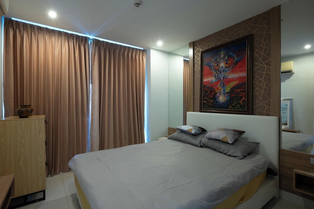Amazon Apartments by Apartwell