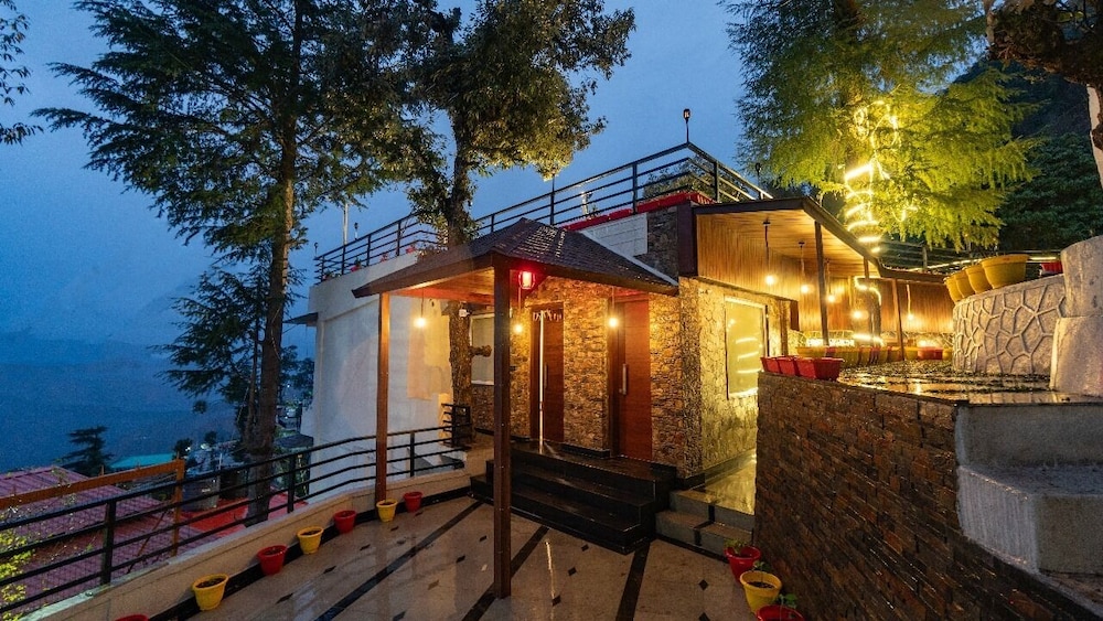Wisteria Chalet