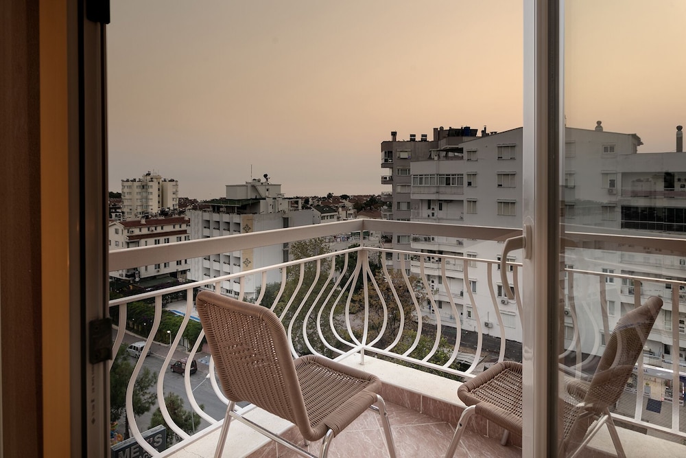 Dinc Otel - Image 11