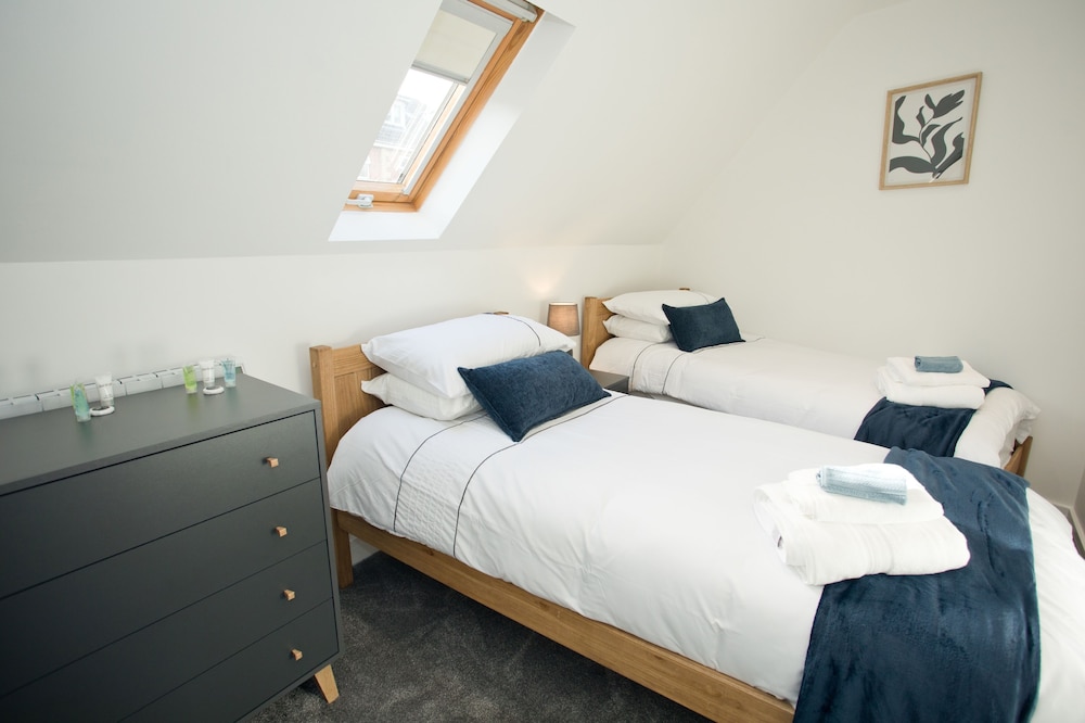 2br-central-15minwalktobeach-freeparking-wifi