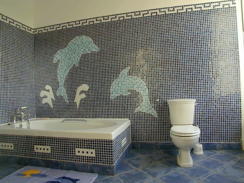 Cortes House